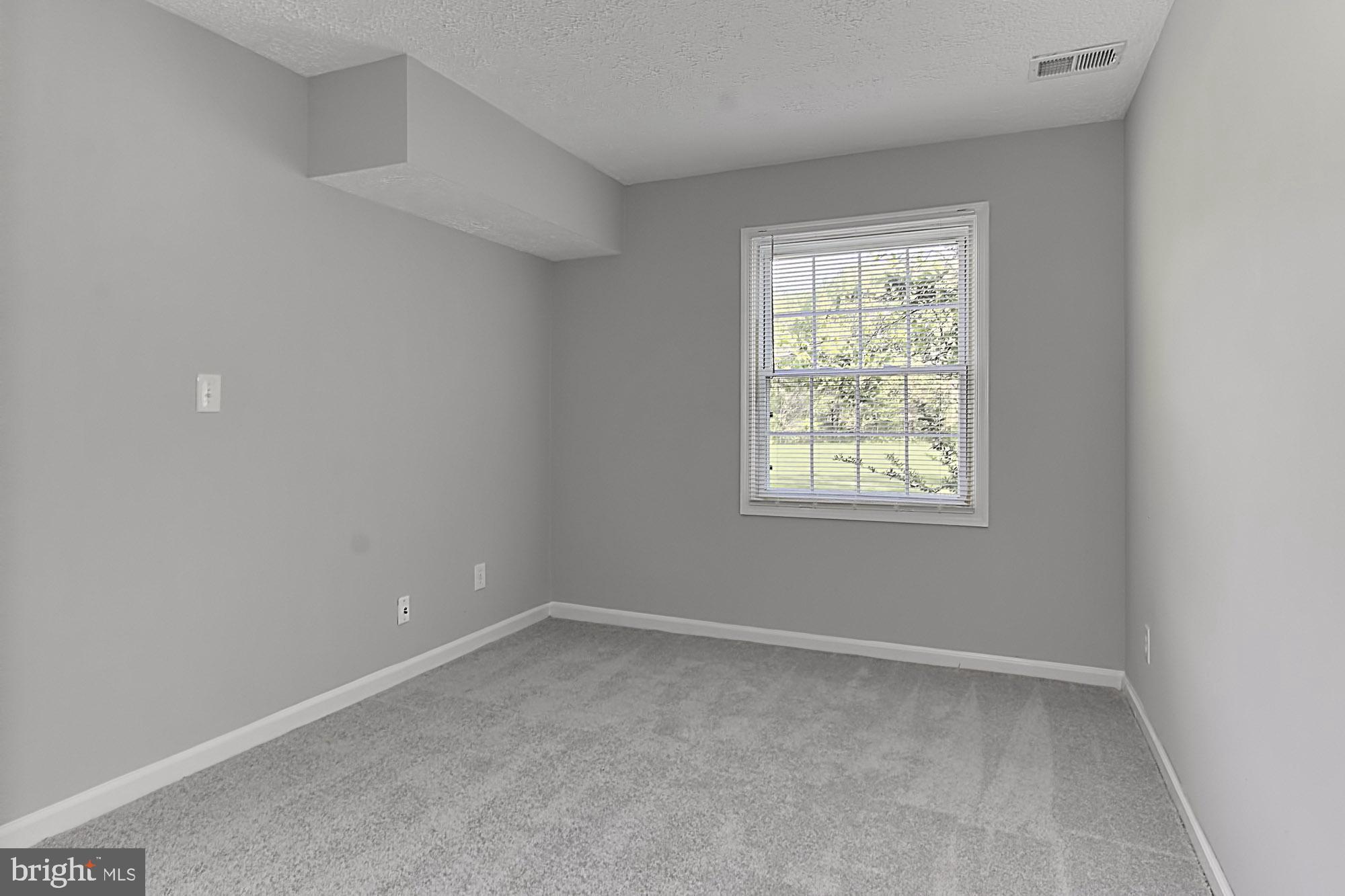8312 Kingsgate Road, Unit 536 Springfield, VA 22152 - Photo 21 of 29 Bedroom 2