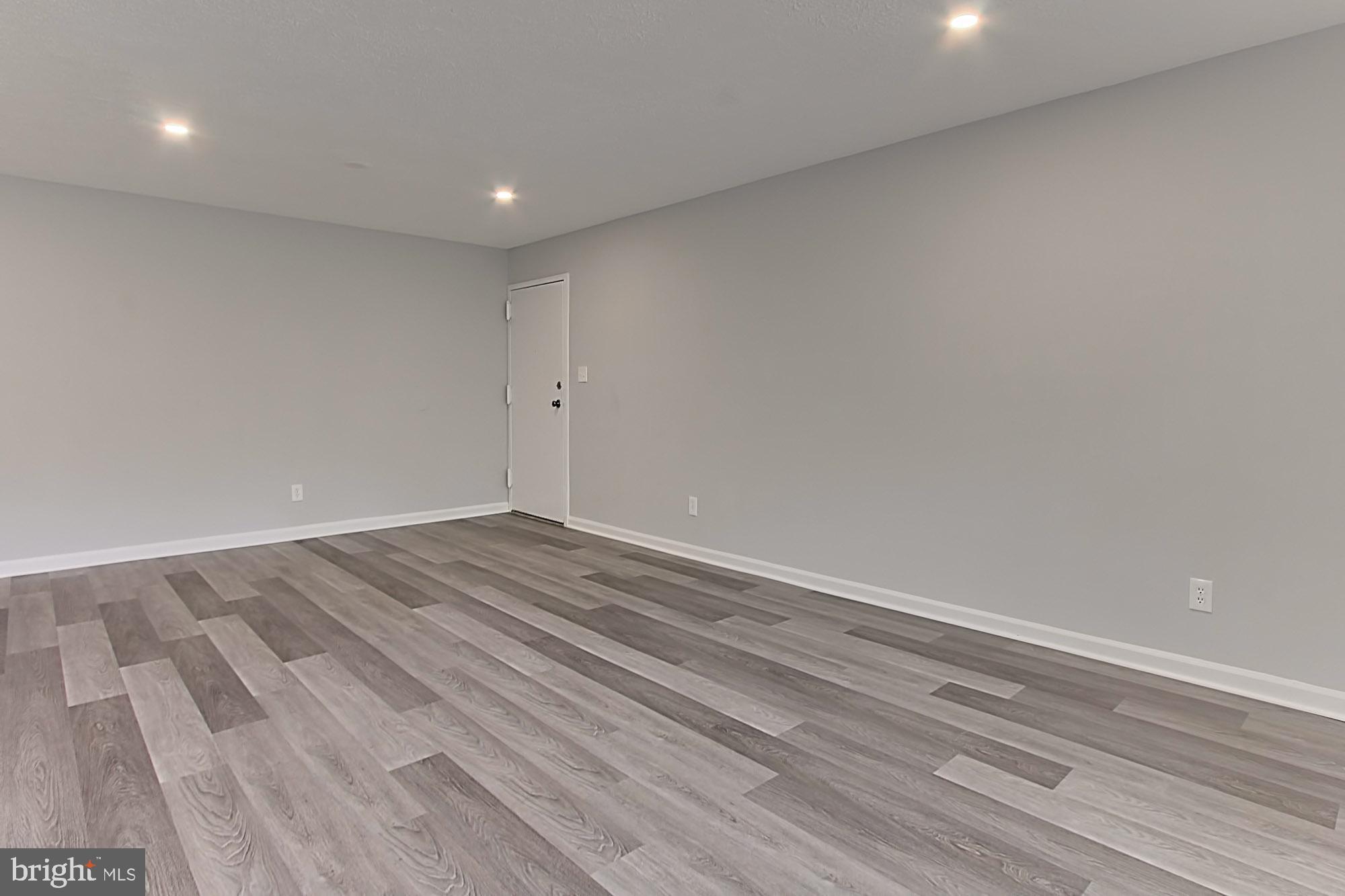 8312 Kingsgate Road, Unit 536 Springfield, VA 22152 - Photo 7 of 29 Gallery Image 7