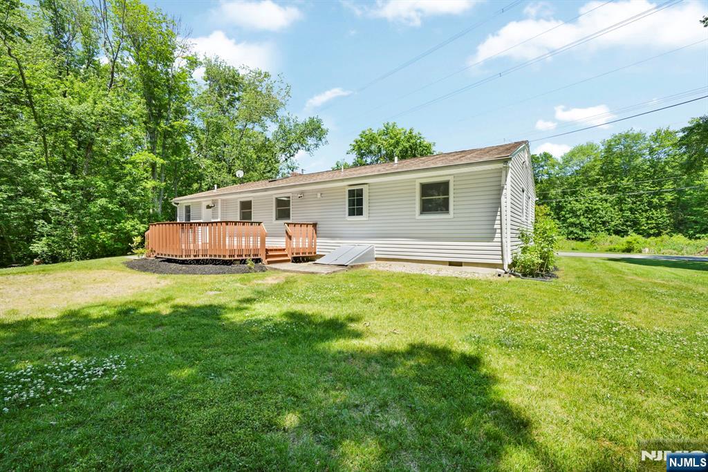 3 Midland Road Montville, NJ 07045 - Photo 23 of 28