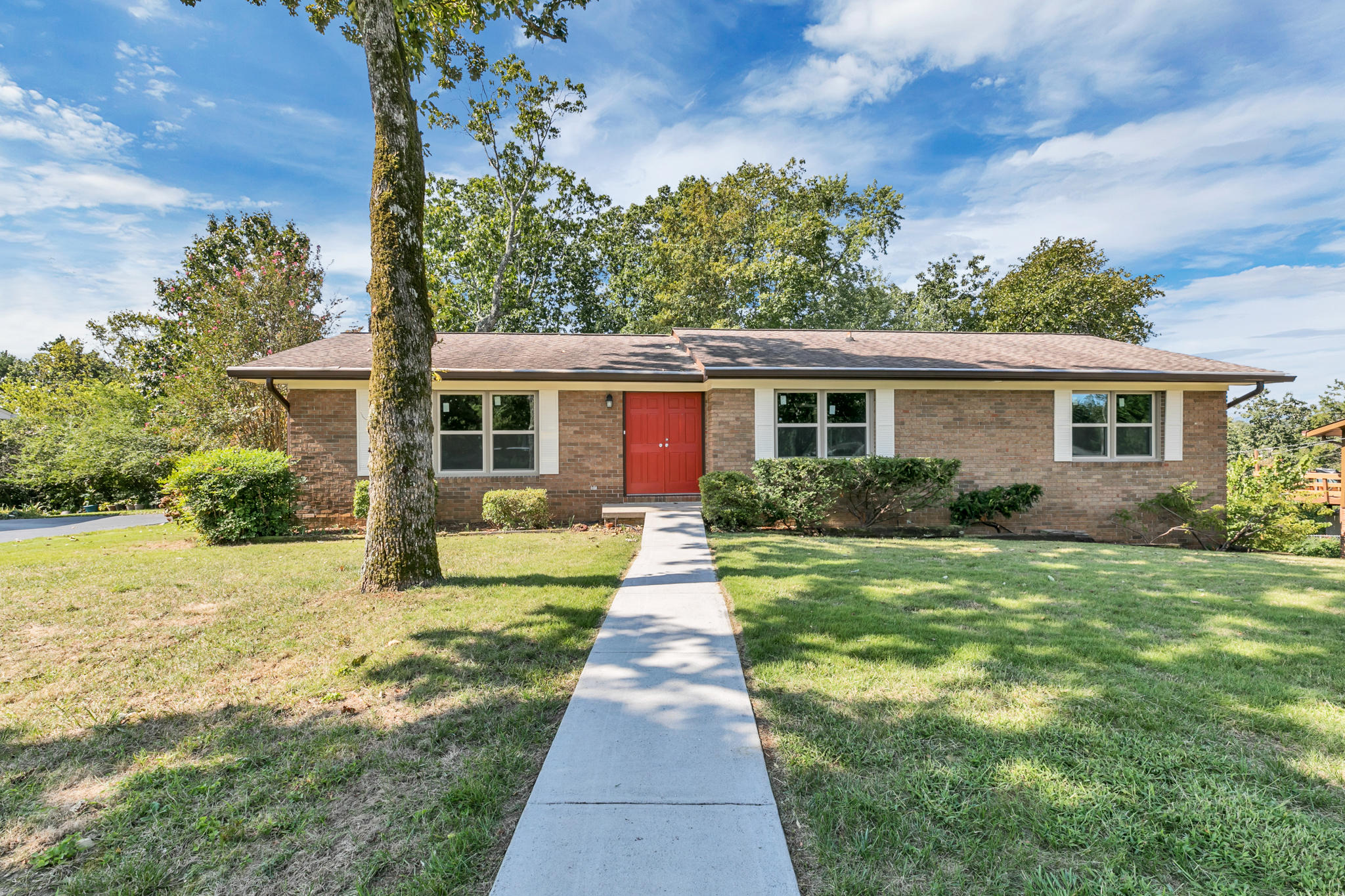 1318 Highland Road Chattanooga, TN 37415 - Photo 5 of 30 h5