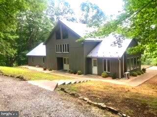 845 Friends Creek Road Fairfield, PA 17320 - Photo 1 of 41 Gallery Image 1