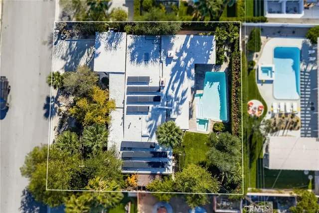 $1,275,000 | 683 Bedford Drive, Palm Springs, CA 92264