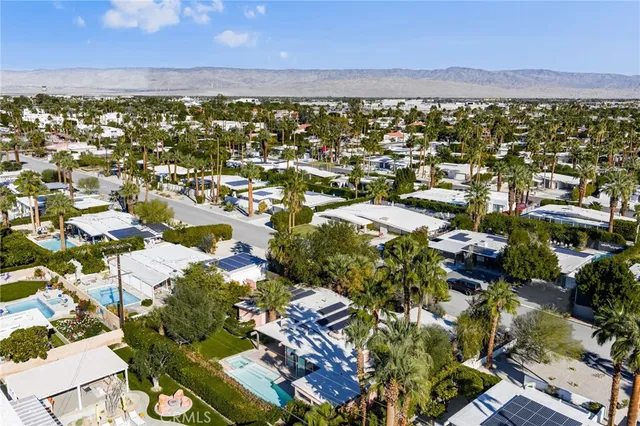 $1,275,000 | 683 Bedford Drive, Palm Springs, CA 92264