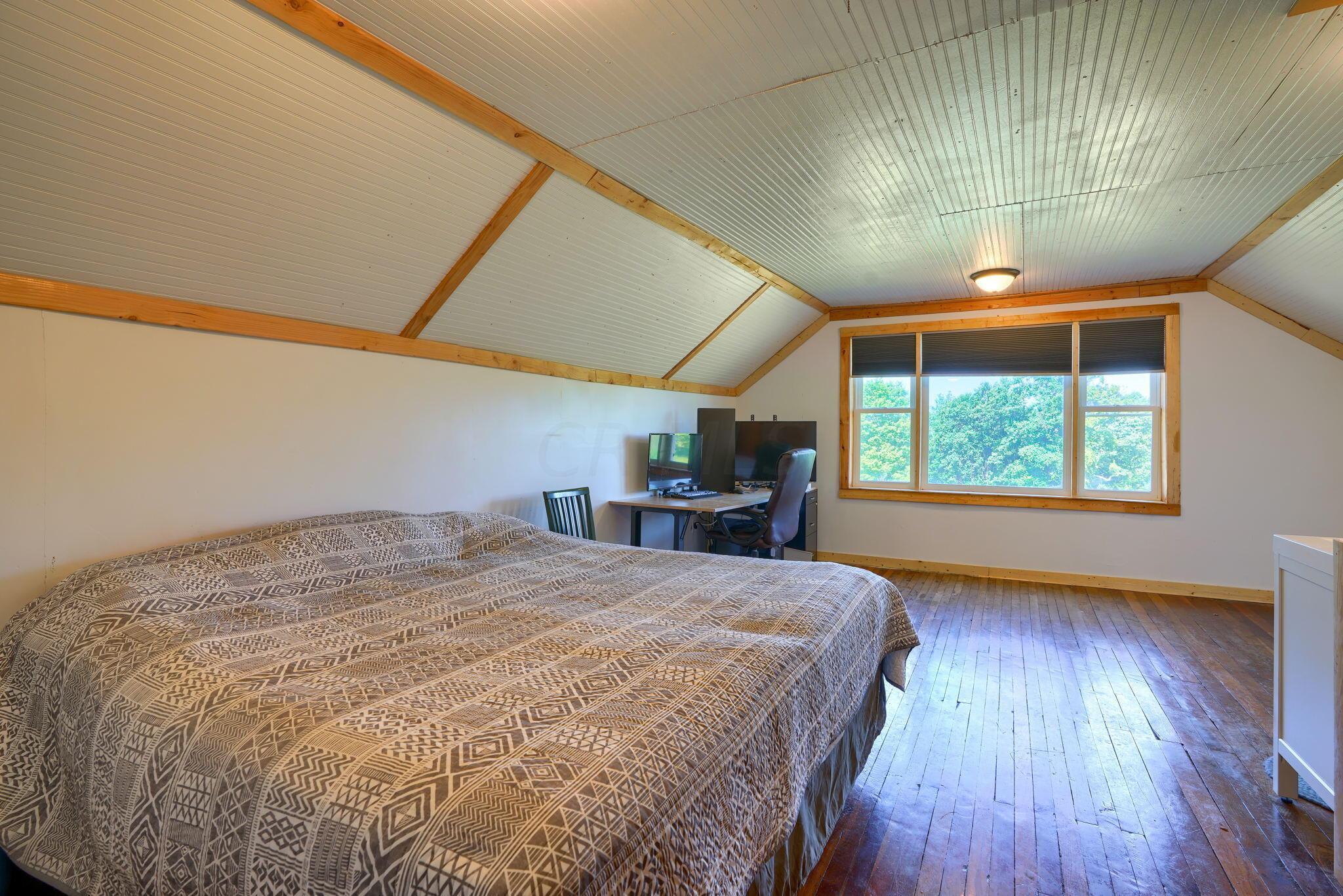 9643 Walnut Dowler Road Logan, OH 43138 - Photo 28 of 72 Owners Bedroom