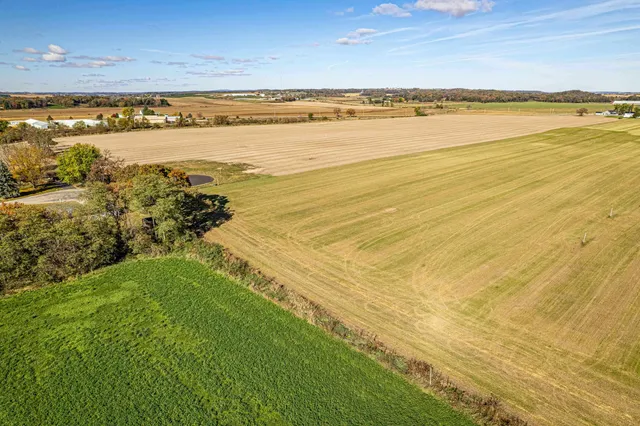 $249,900 | Lot 3 Rosevale, Belleville, WI 53508