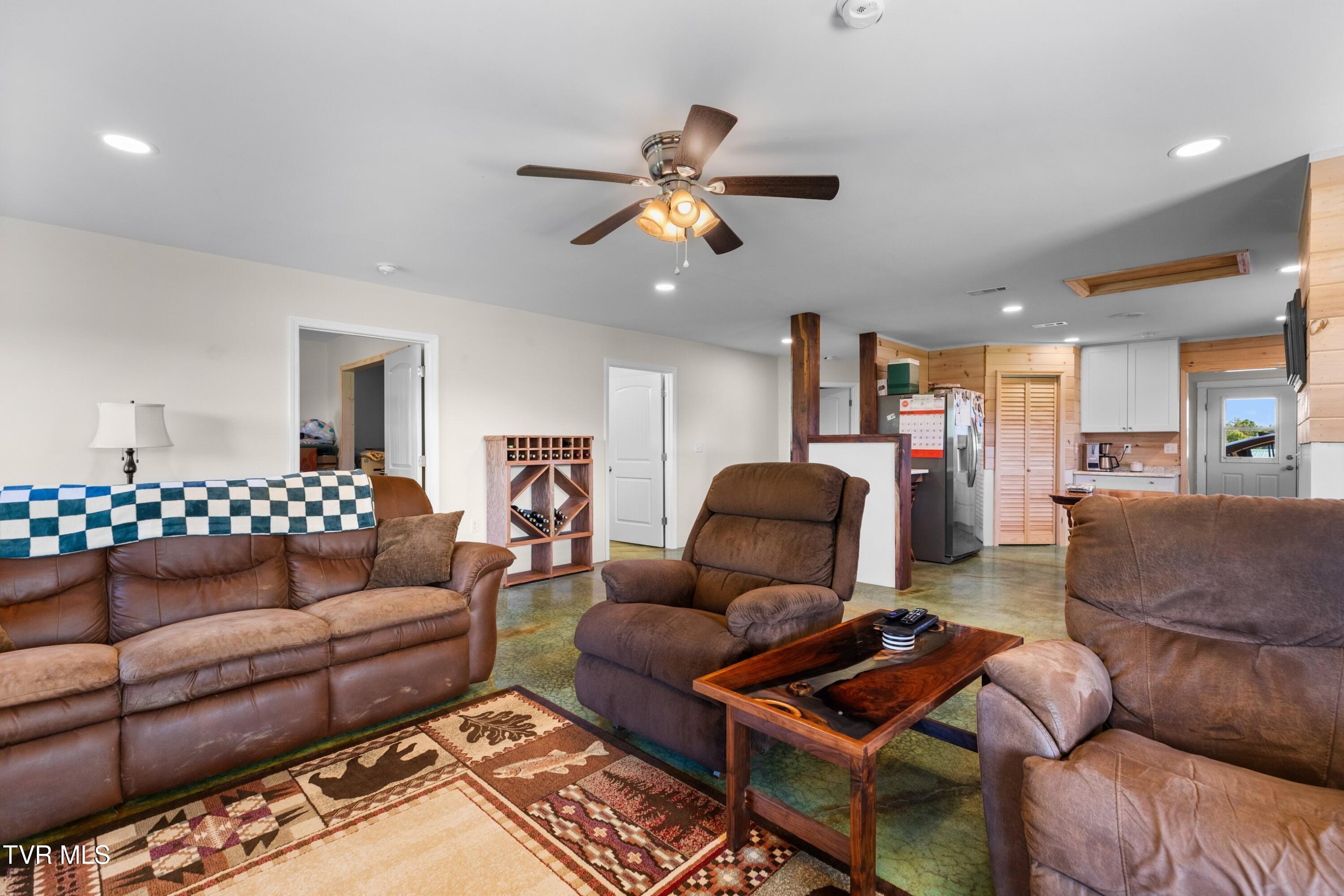 1945 Brown Springs Road Greeneville, TN 37743 - Photo 9 of 47 009-1945BrownSpringsRd-Greeneville-37743