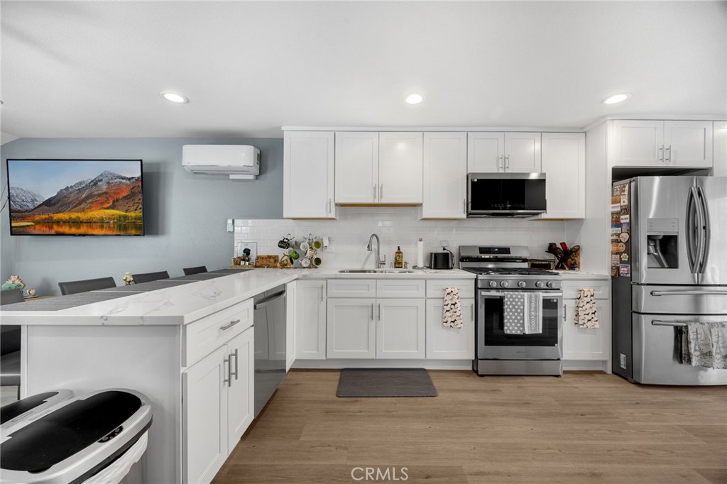 325 Delphia Avenue Brea, CA 92821 - Photo 28 of 37