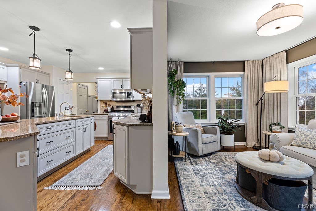 138 Eagle Crest Drive Camillus, NY 13031 - Photo 23 of 50 The kitchens been nicely maintained. The kitchen o