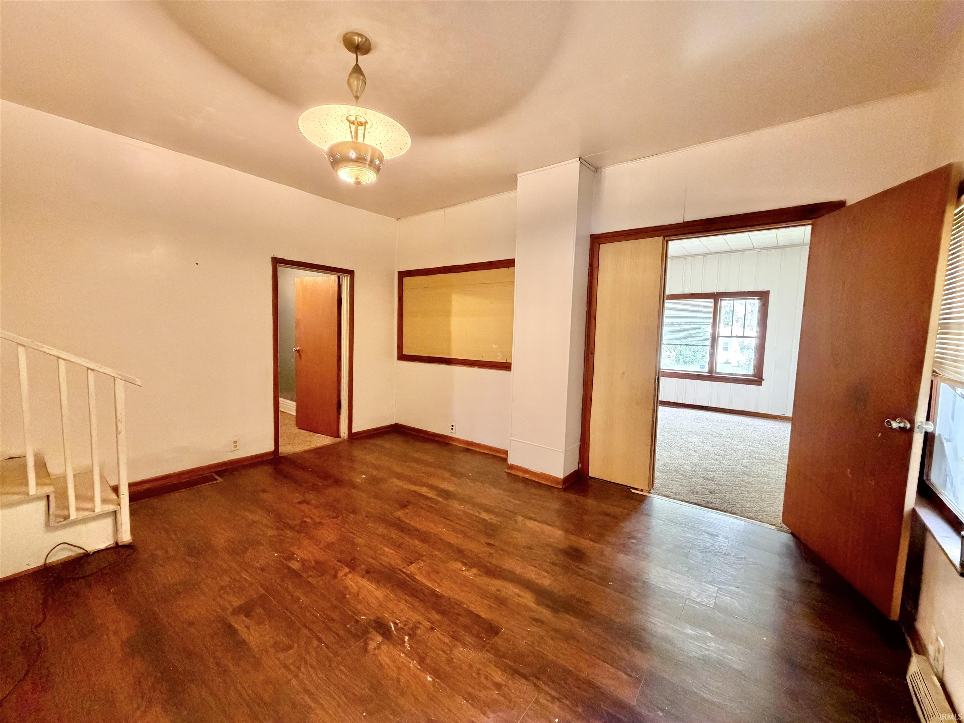 1527 High Street Logansport, IN 46947 - Photo 5 of 39