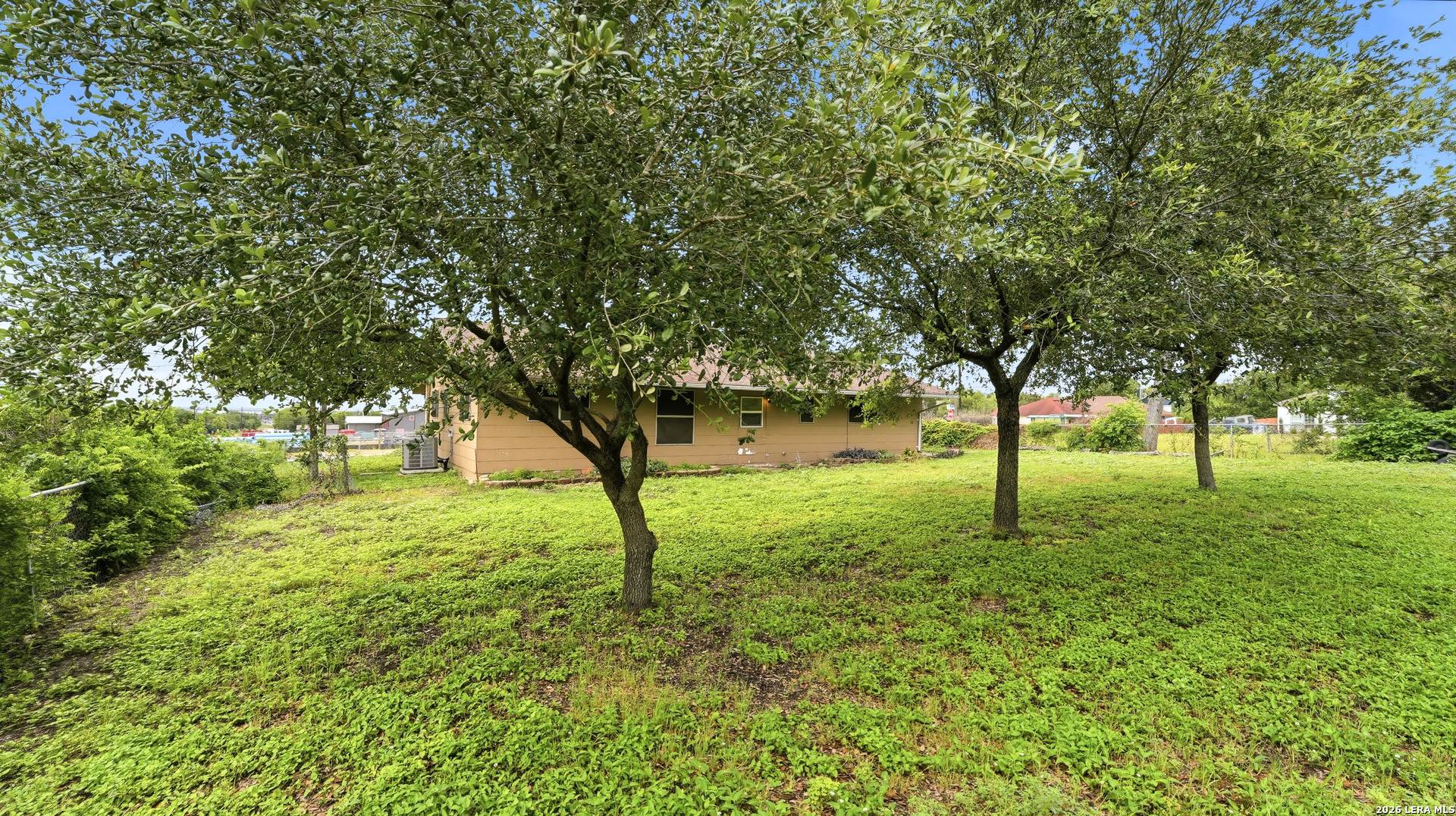 103 7th Street Converse, TX 78109 - Photo 5 of 33