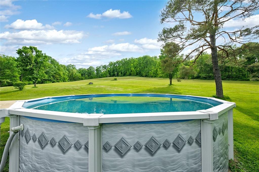 4948 Ashbaugh Road Murrysville, PA 15668 - Photo 45 of 48 Above ground pool 3 year old liner.