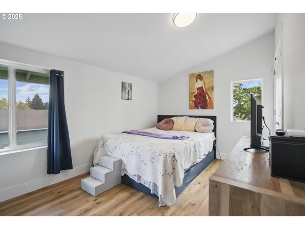 $298,990 | 16317 Southeast Salmon Street, Unit B, Portland, OR 97233
