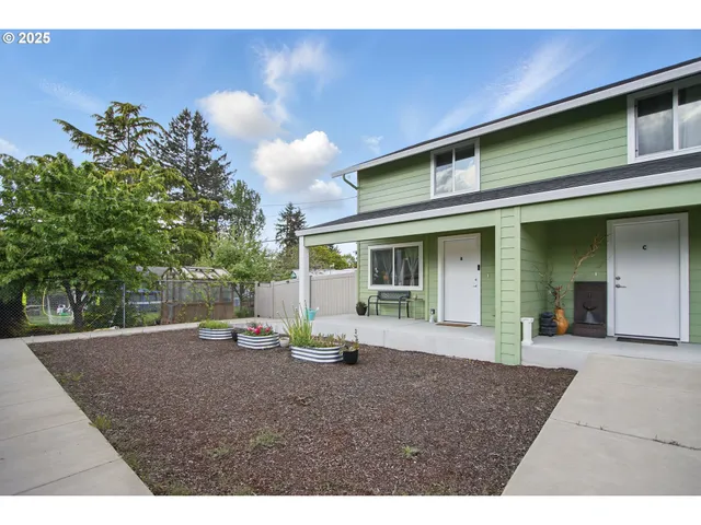 $299,990 | 16317 Southeast Salmon Street, Unit B, Portland, OR 97233