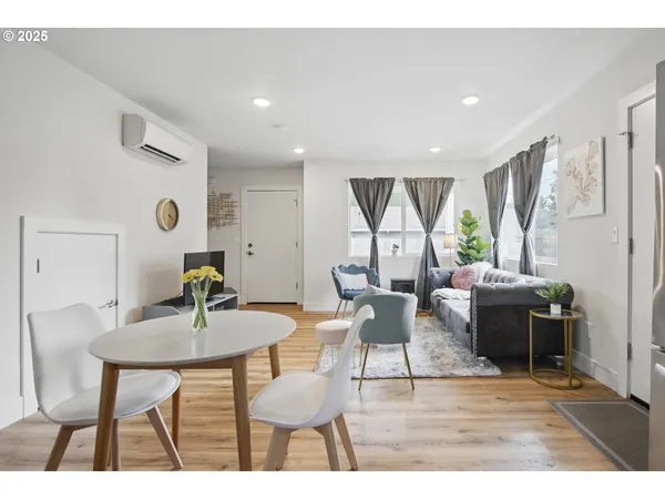 $298,990 | 16317 Southeast Salmon Street, Unit B, Portland, OR 97233