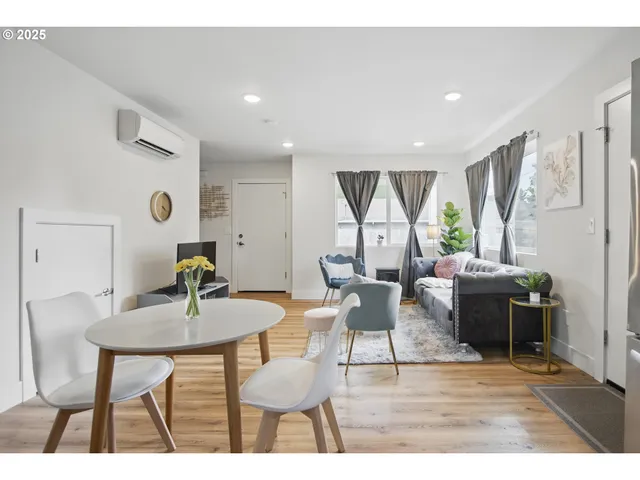 $299,990 | 16317 Southeast Salmon Street, Unit B, Portland, OR 97233