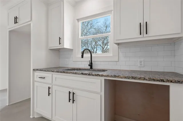 $200,000 | 1104 West 10th Street, McGregor, TX 76657