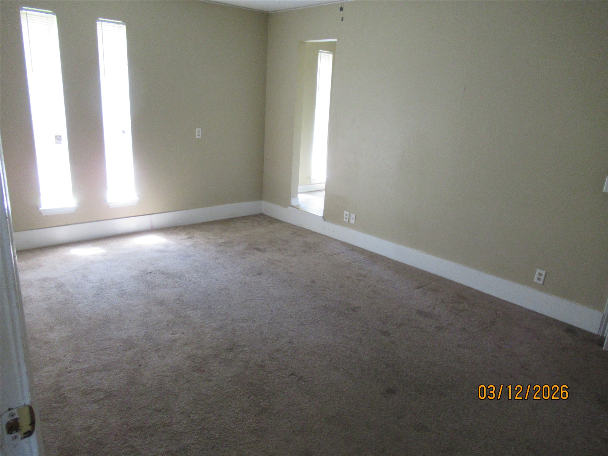 403 Lotus Street Lake Jackson, TX 77566 - Photo 22 of 29 an empty room with windows
