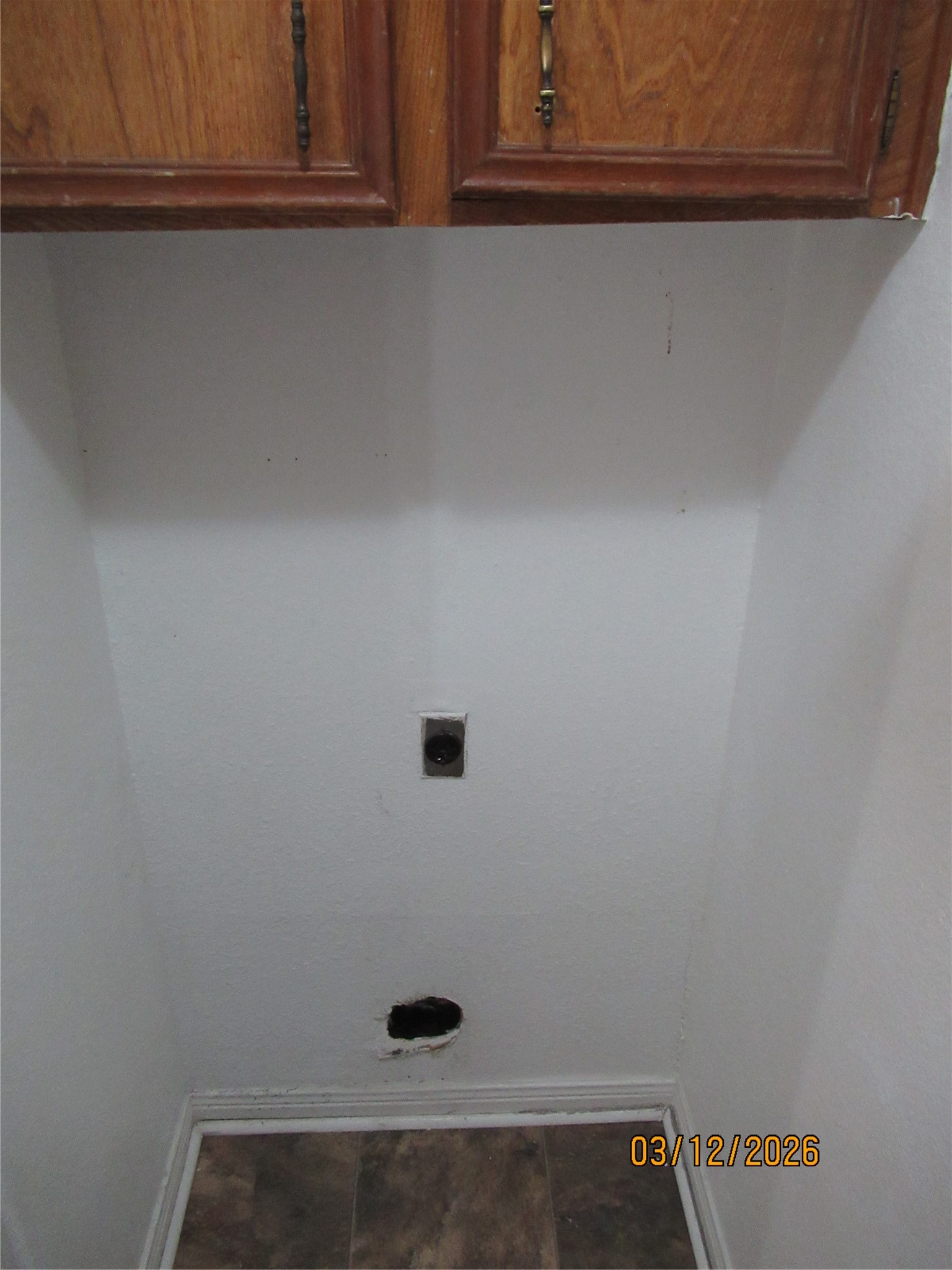 403 Lotus Street Lake Jackson, TX 77566 - Photo 29 of 29 a view of a small space