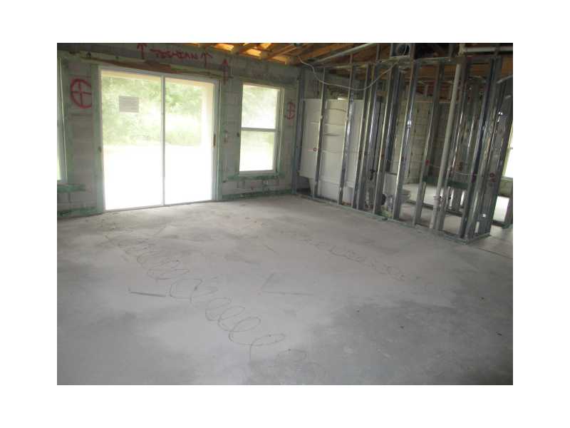 178 Spring Valley Avenue Sebastian, FL 32958 - Photo 6 of 9 Gallery Image 6