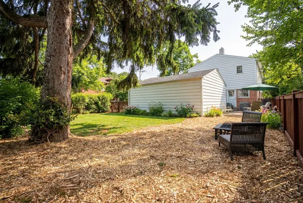 $1,399,000 | 526 Isabella Street, Wilmette, IL 60091