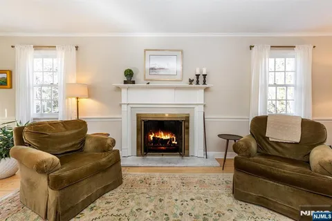 $799,000 | 1 Kingwood Drive, Little Falls, NJ 07424