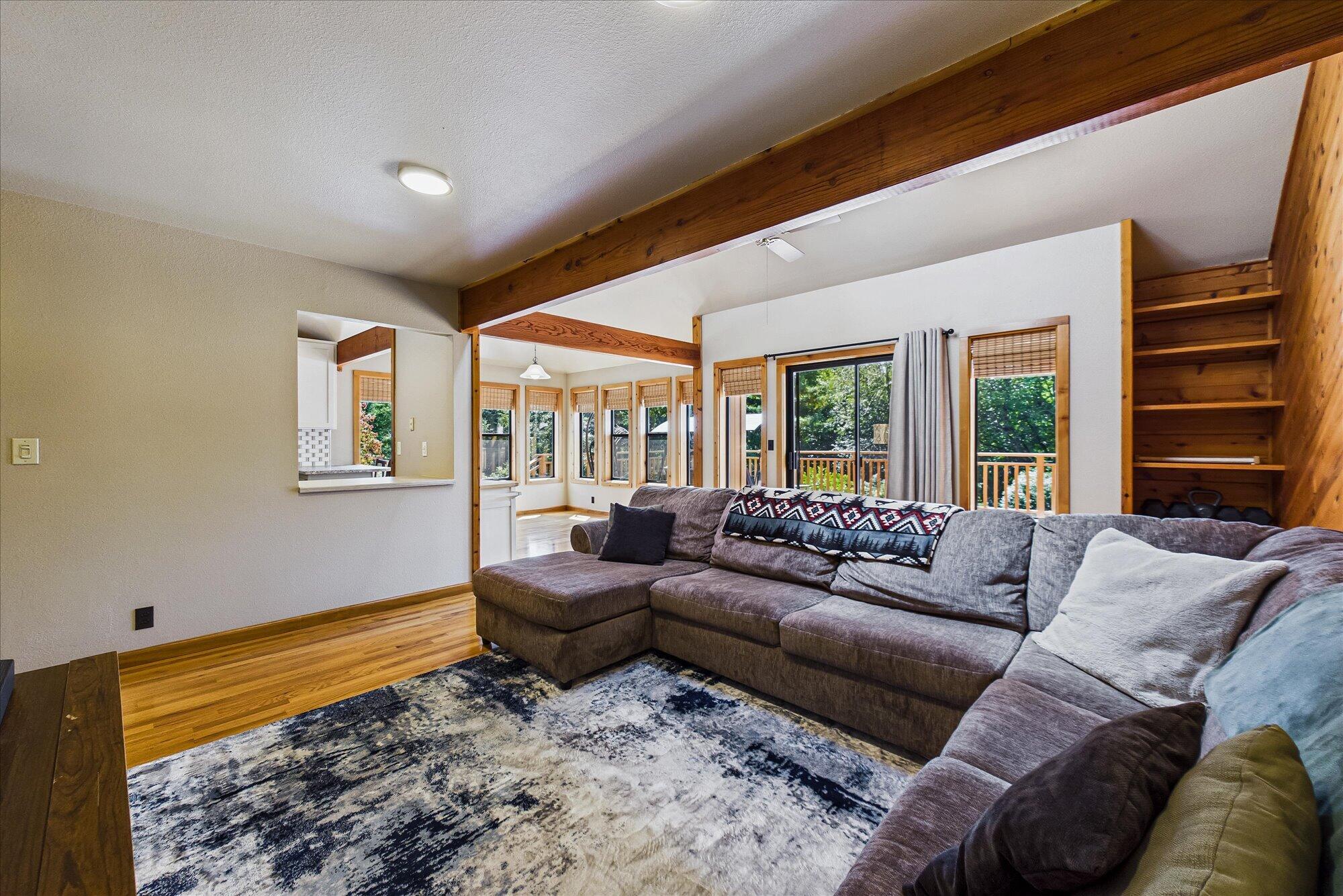 2385 Drake Hill Road Fortuna, CA 95540 - Photo 12 of 70 Gallery Image 12