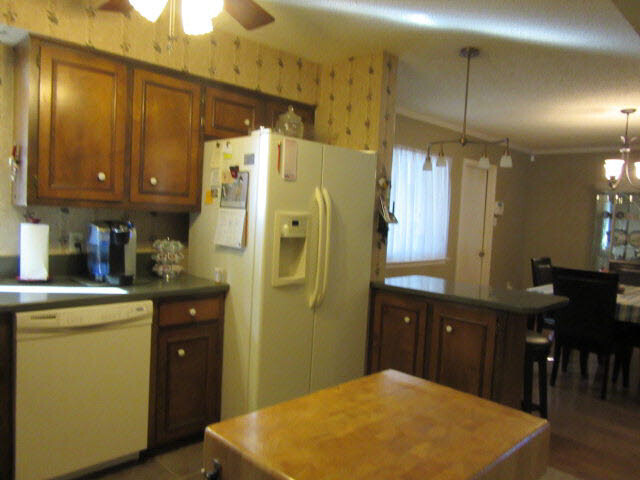 952 Schaub Avenue Mobile, AL 36609 - Photo 7 of 20 Plenty of Storage