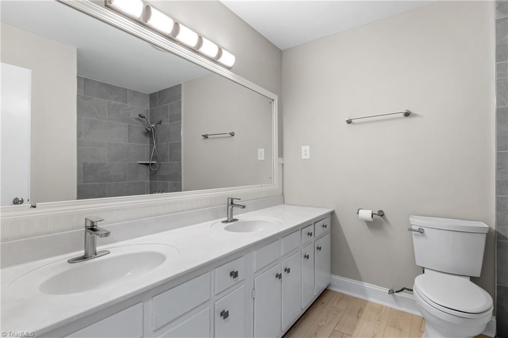 1113 Rustic Road Greensboro, NC 27410 - Photo 42 of 50