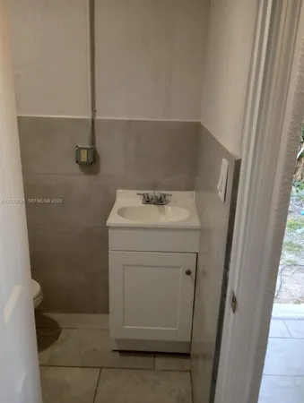 $700 | 1241 Dr Martin Luther King Jr Boulevard West, Unit 4, Belle Glade, FL 33430