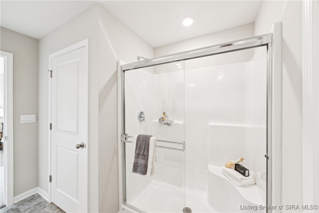 2014 Derby Way Memphis, IN 47143 - Photo 16 of 25