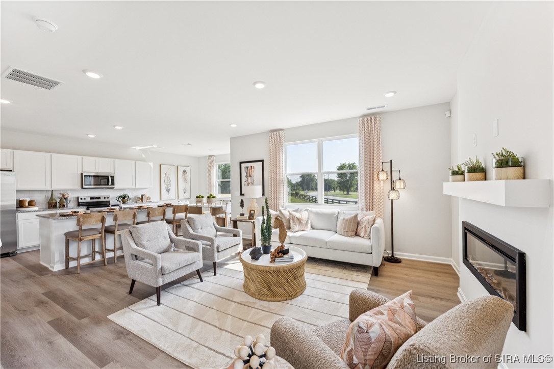 2014 Derby Way Memphis, IN 47143 - Photo 2 of 25