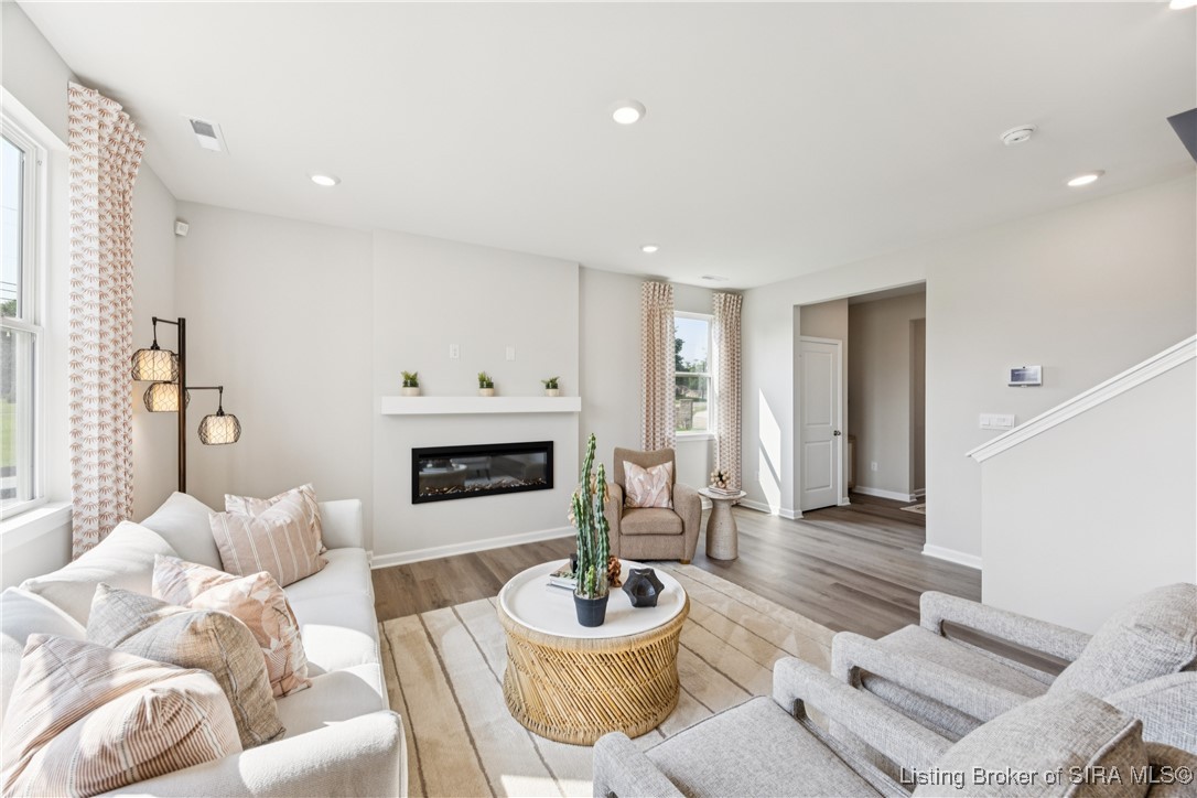 2014 Derby Way Memphis, IN 47143 - Photo 3 of 25