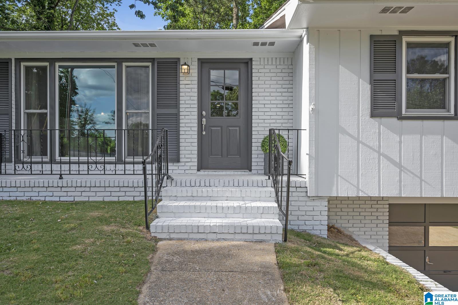 5828 Southhall Road Birmingham, AL 35213 - Photo 1 of 25