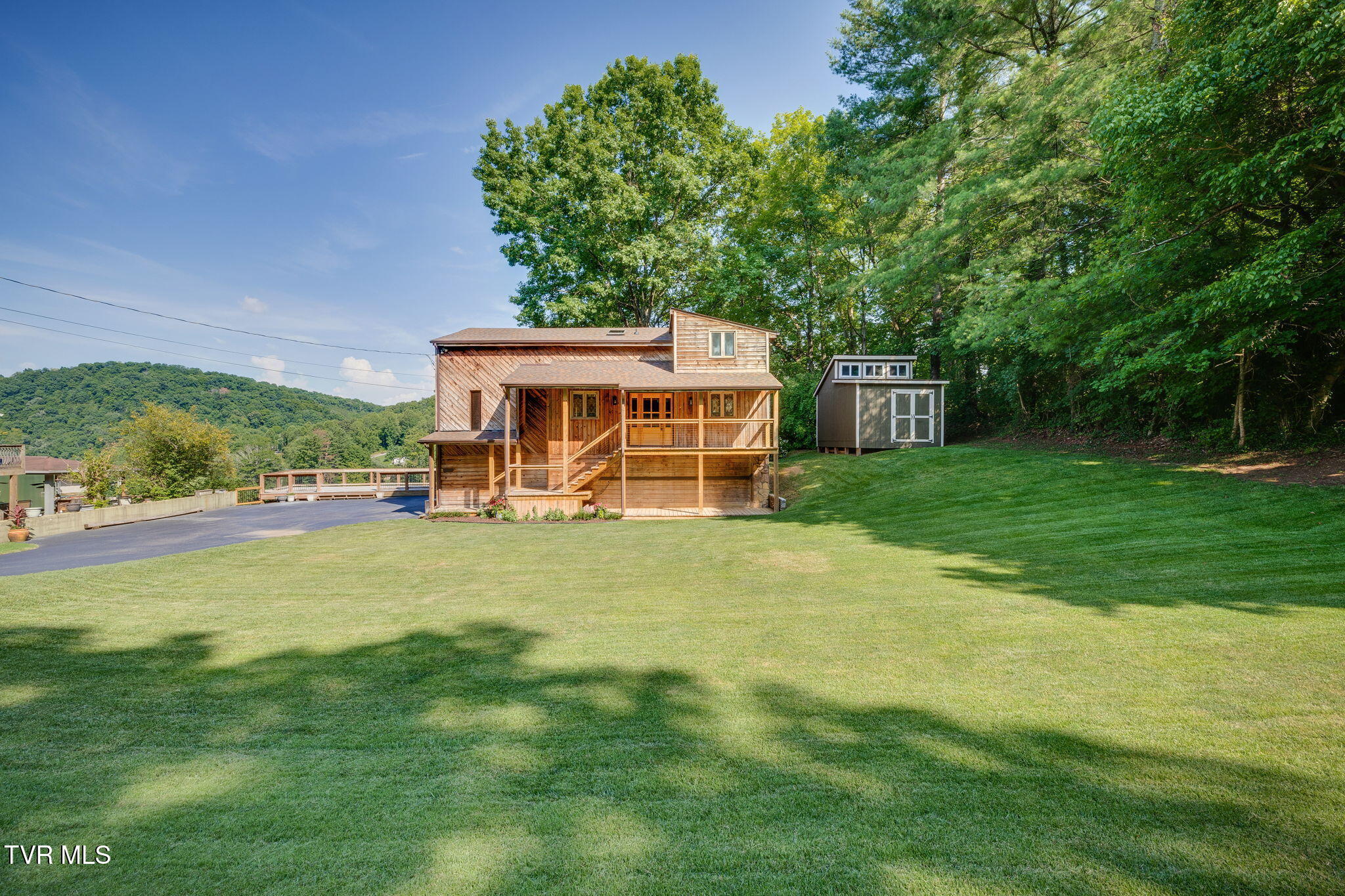 1450 East Shipley Ferry Road Kingsport, TN 37663 - Photo 3 of 49 Front of Home