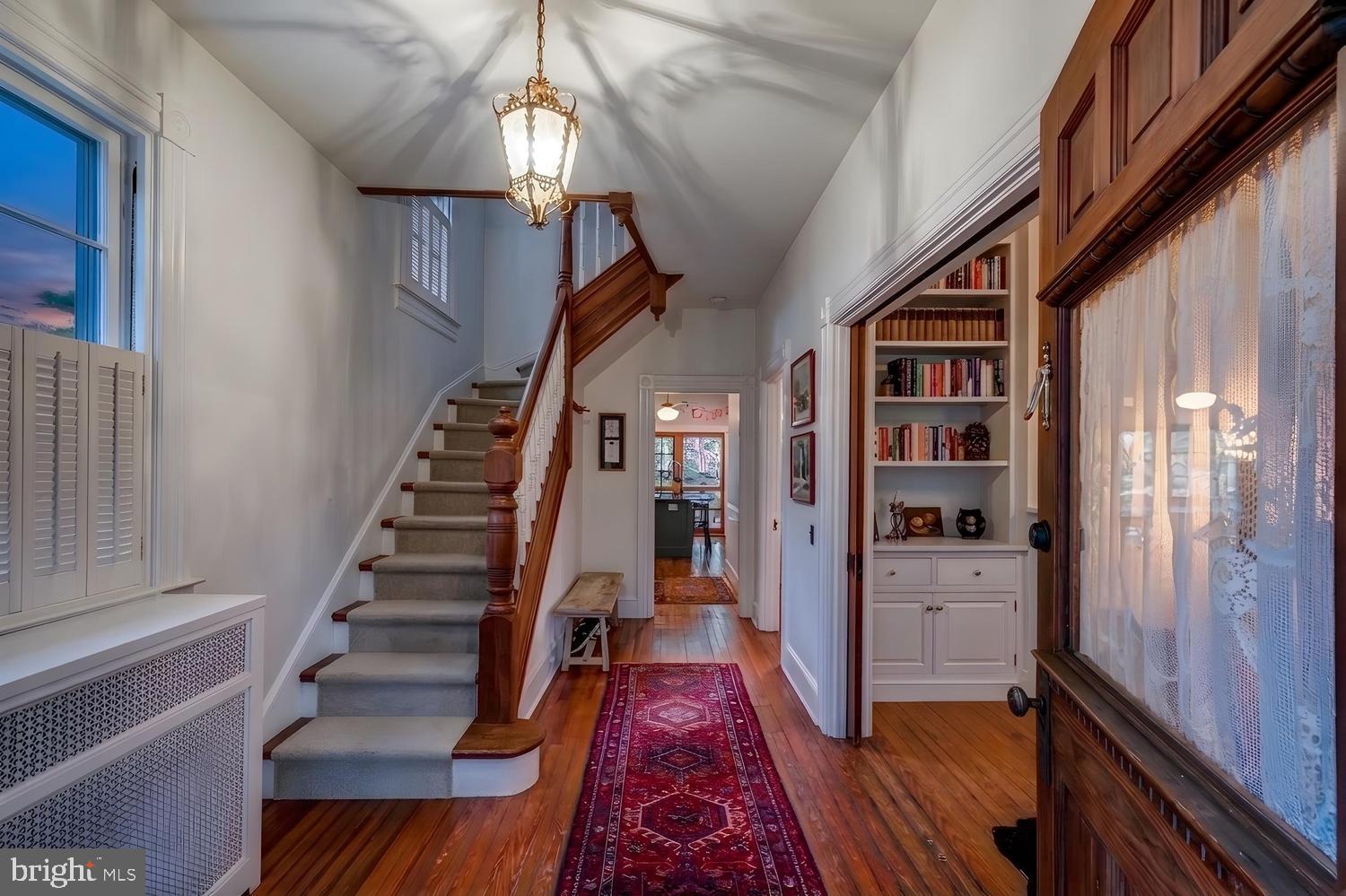 5023 Roland Avenue Baltimore, MD 21210 - Photo 8 of 52