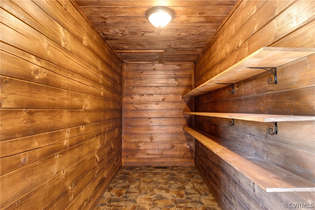 1471 New Bethel Road Meherrin, VA 23954 - Photo 20 of 50 a bathroom with a shower