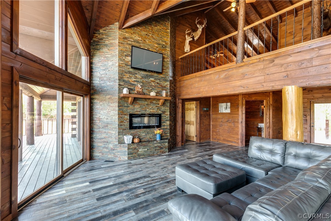 1471 New Bethel Road Meherrin, VA 23954 - Photo 4 of 50 a view of living room with furniture and large windows