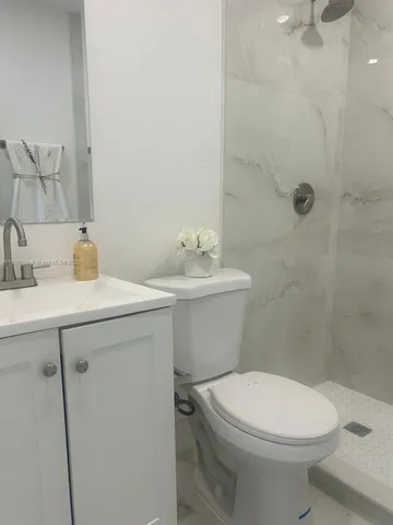 $525,000 | 6271 Farragut Street, Hollywood, FL 33024