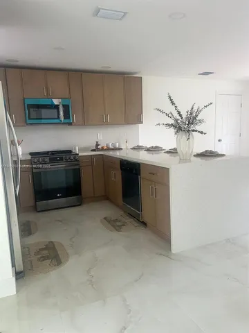 $525,000 | 6271 Farragut Street, Hollywood, FL 33024