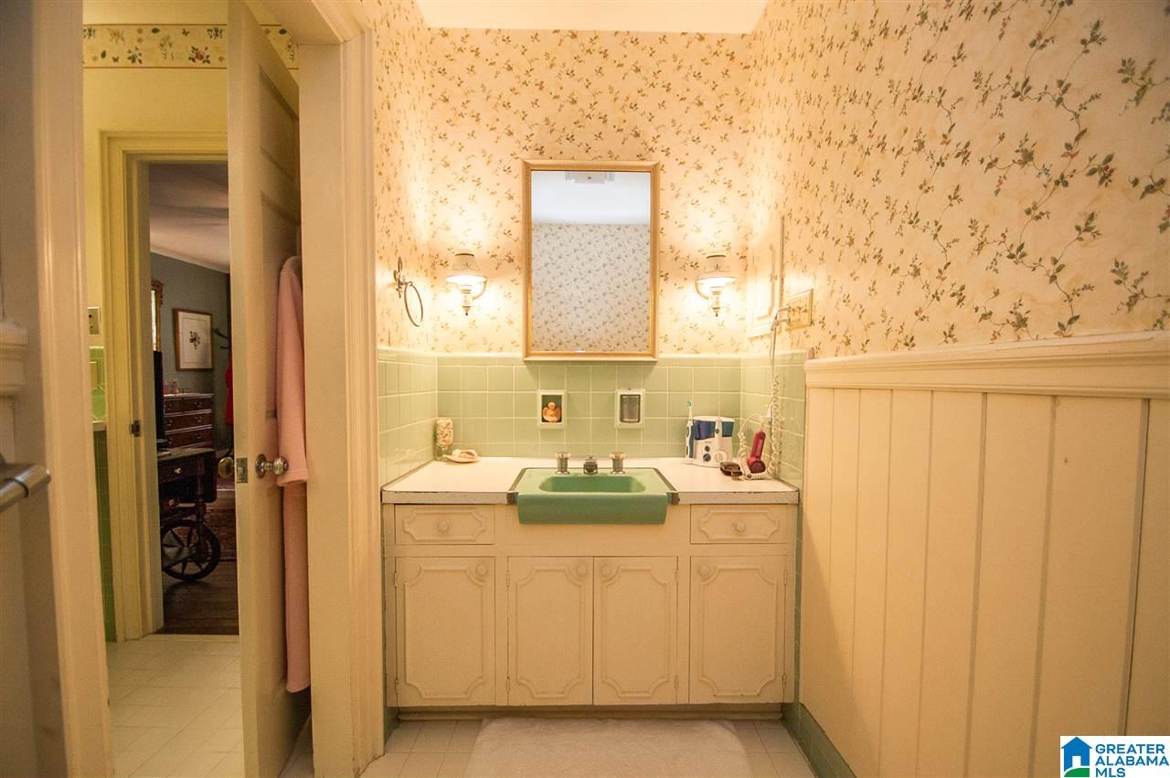 4016 Old Leeds Circle Birmingham, AL 35213 - Photo 17 of 32