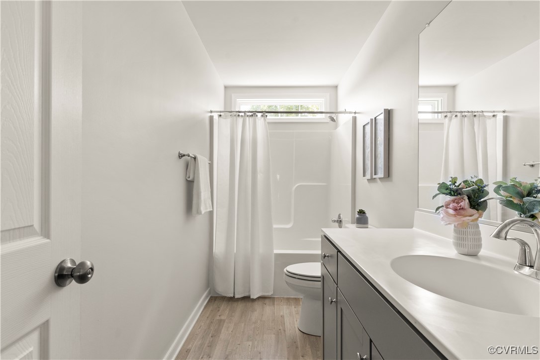 13042 Fieldfare Drive Midlothian, VA 23112 - Photo 39 of 48 Hall Bath