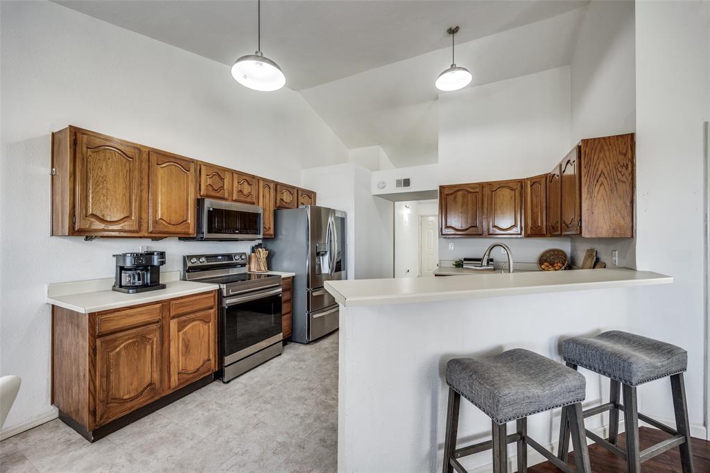 1104 Collin Drive Allen, TX 75002 - Photo 10 of 25 2025 Appliances!