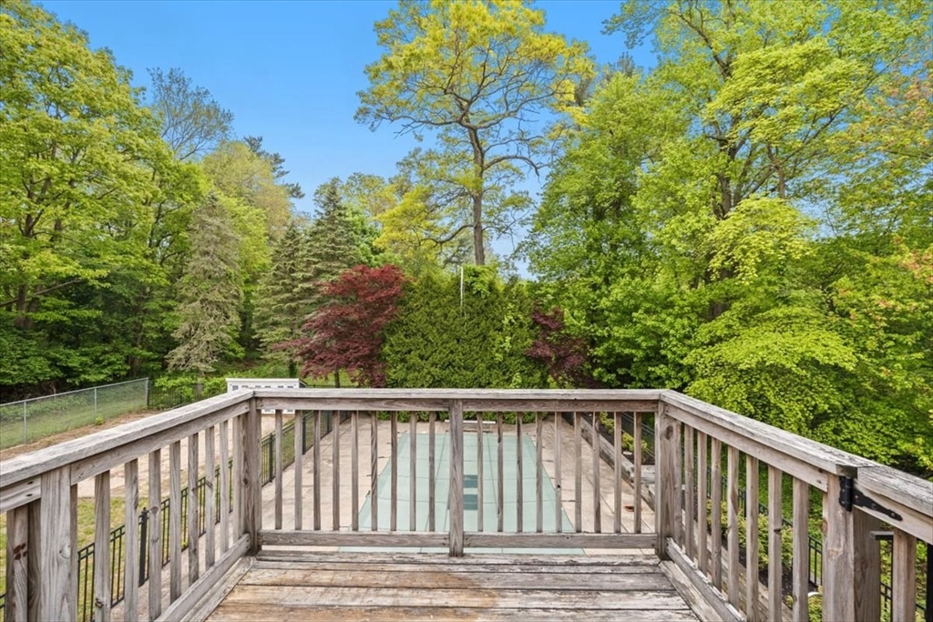 48 Knollwood Road Norwell, MA 02061 - Photo 27 of 41 a view of a wooden fence