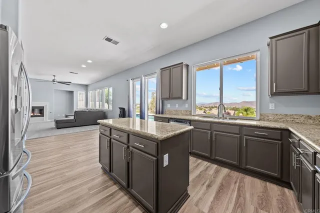 $999,999 | 28303 Pinyon Pine Court, Menifee, CA 92585