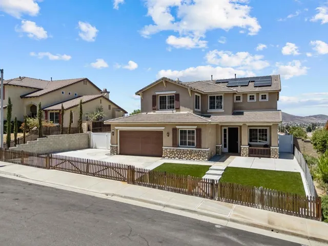 $999,999 | 28303 Pinyon Pine Court, Menifee, CA 92585