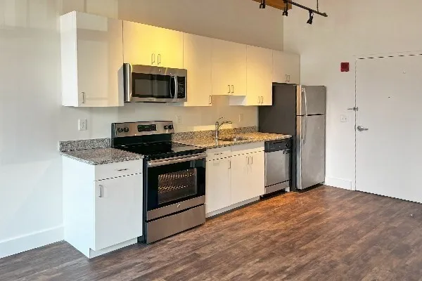 $1,750 | 60 Water Street, Unit 2010, North Andover, MA 01845