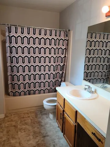 $1,500 | 843 Southwest 56th Terrace, Gainesville, FL 32607