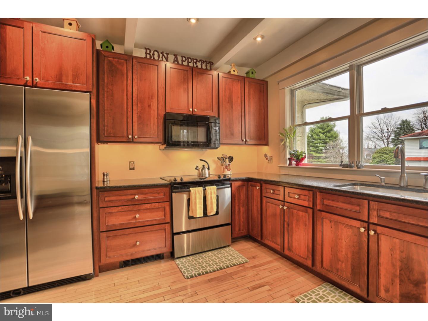 300 Chestnut Street Shillington, PA 19607 - Photo 2 of 25 Gallery Image 2