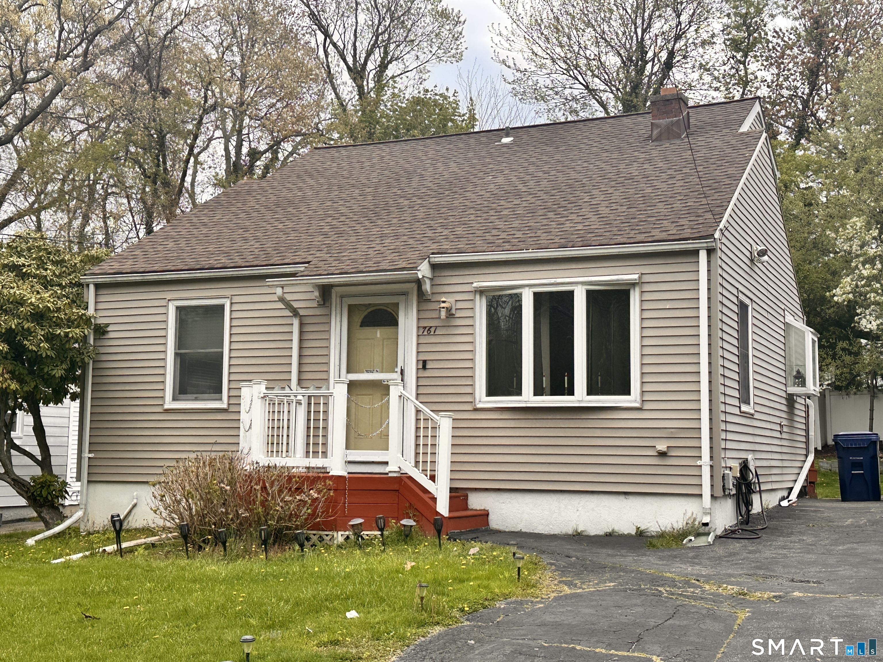 761 Jones Hill Road West Haven, CT 06516 - Photo 1 of 39