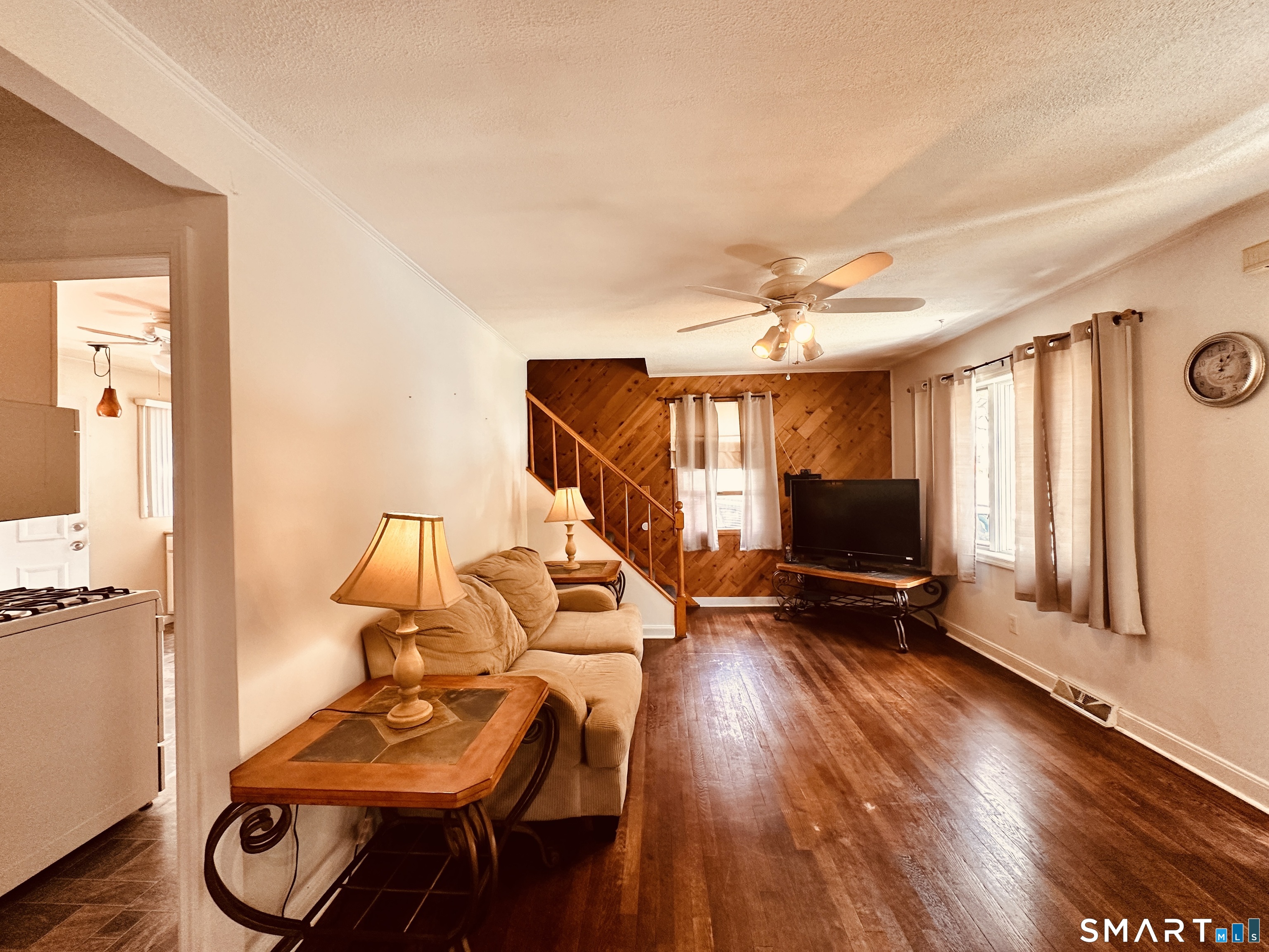 761 Jones Hill Road West Haven, CT 06516 - Photo 11 of 39